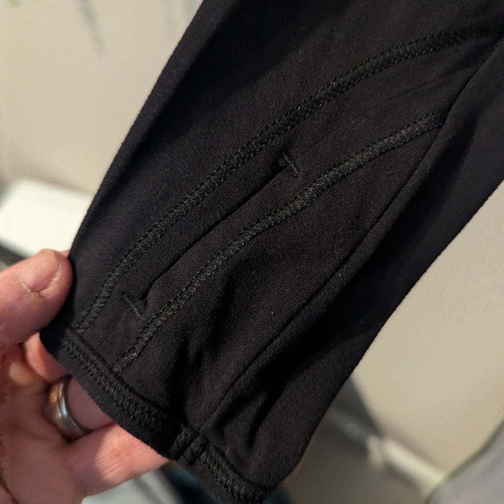 LULULEMON Making Moves Long Sleeve Top Pleated Back Panel Black Large - Picture 6 of 9